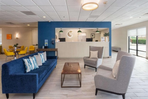 Comfort Inn & Suites Buffalo Airport image 25